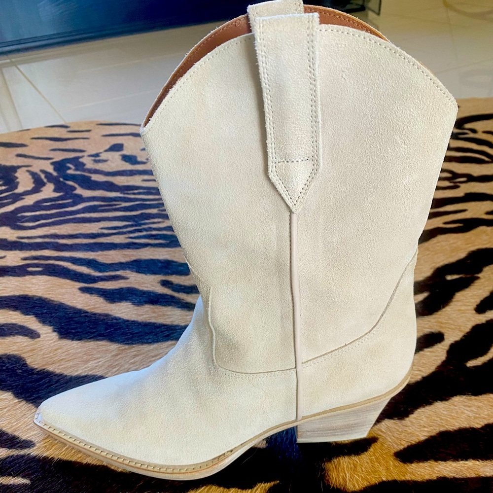 New w/o tags Paris Texas ankle boot